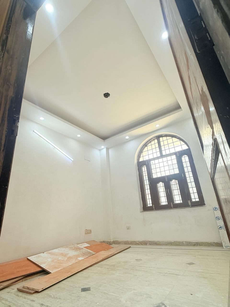 3 BHK + Pooja Room Builder Floor For Sale in Mahima Associate 