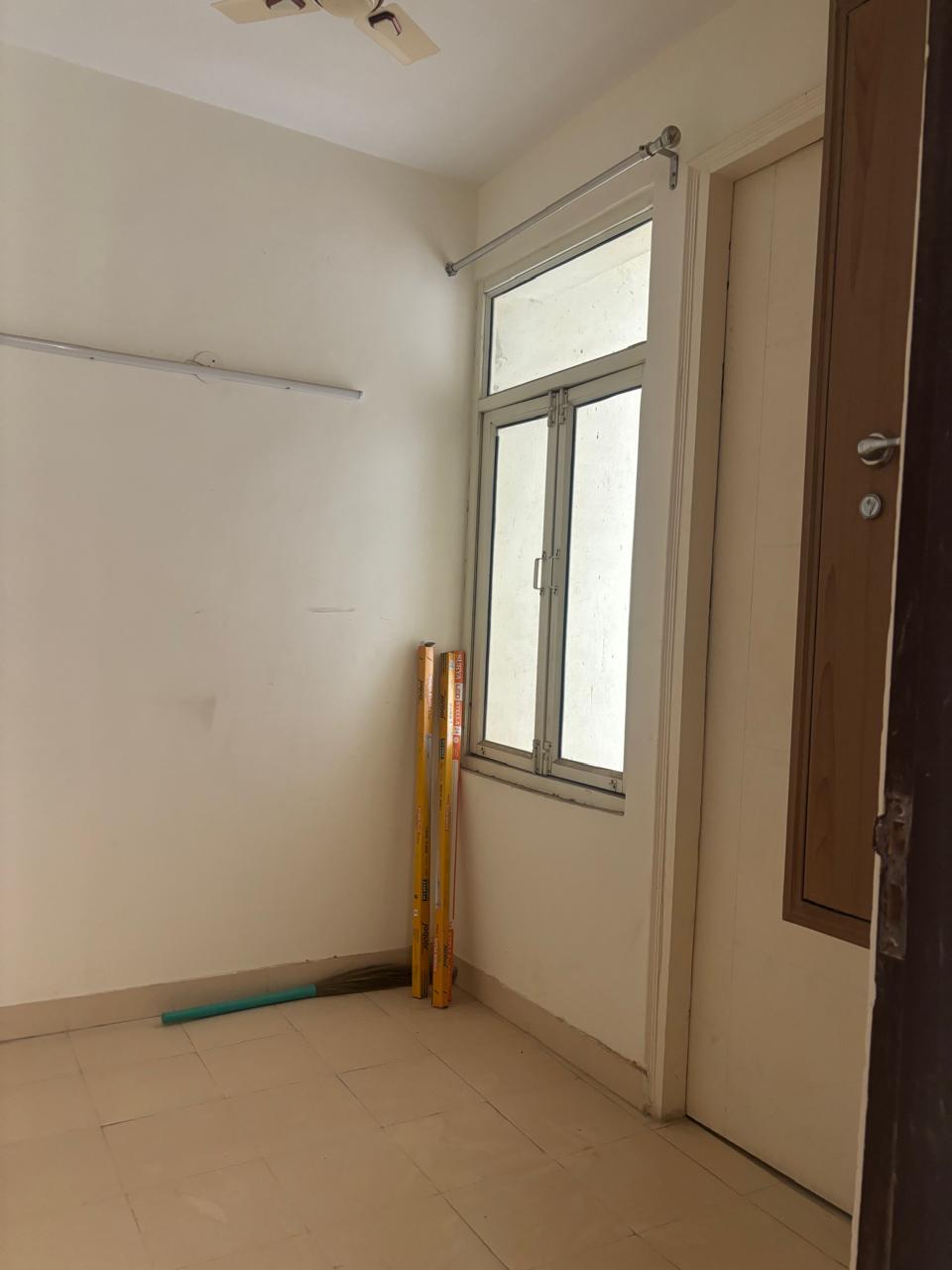 3 BHK 1350 Sq.Ft. Apartment in AWHO Shanti Vihar