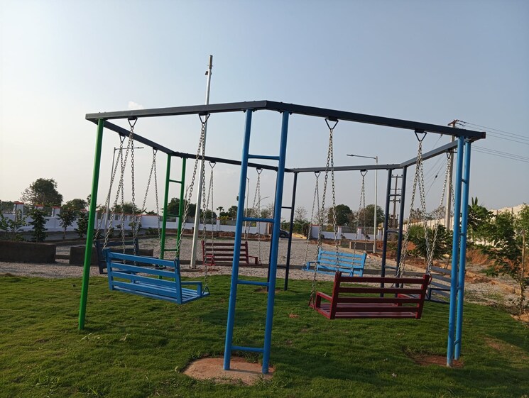 Garden, vasudaika-henley-woods  241 Sq.Yd. Plot In Nagreddipalli Hyderabad 8648286