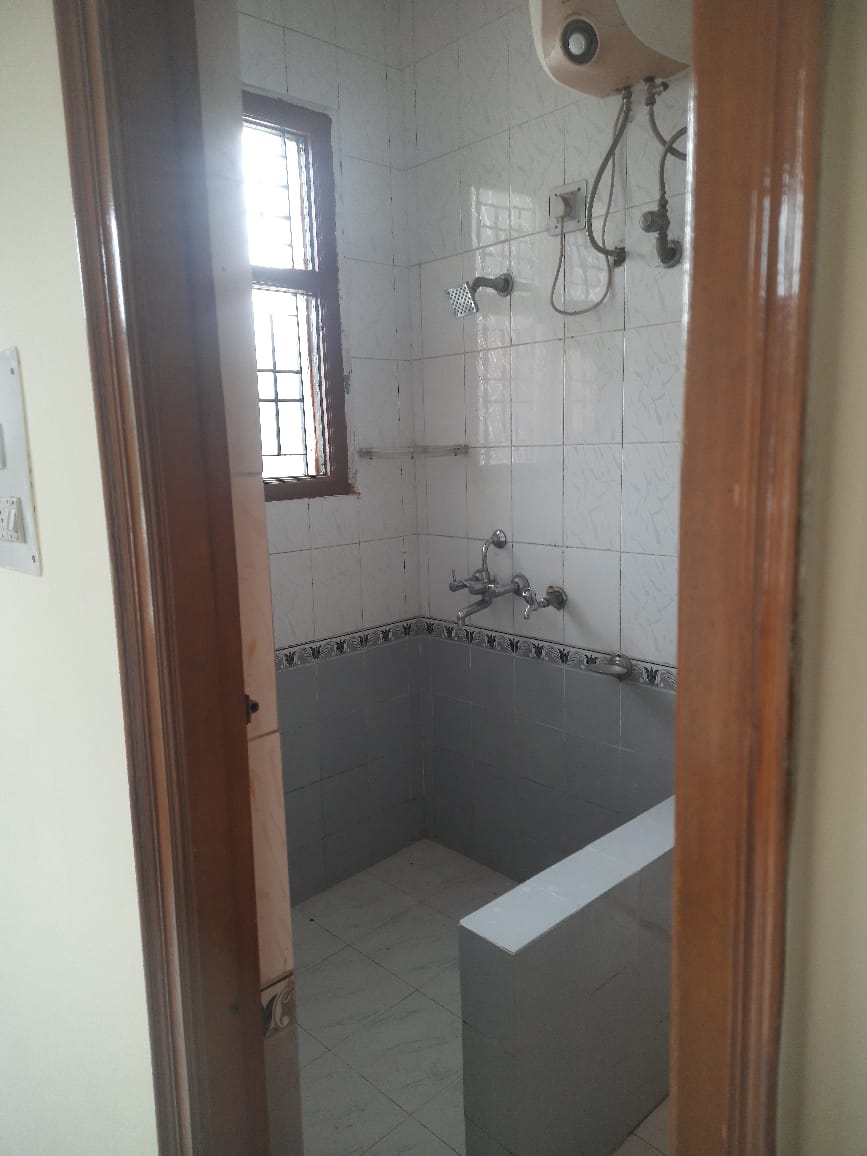 3 BHK Builder Floor For Rent in 3bhk Flat 