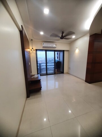 2 BHK Apartment For Rent in Hubtown Akruti Orchid Park, Sakinaka