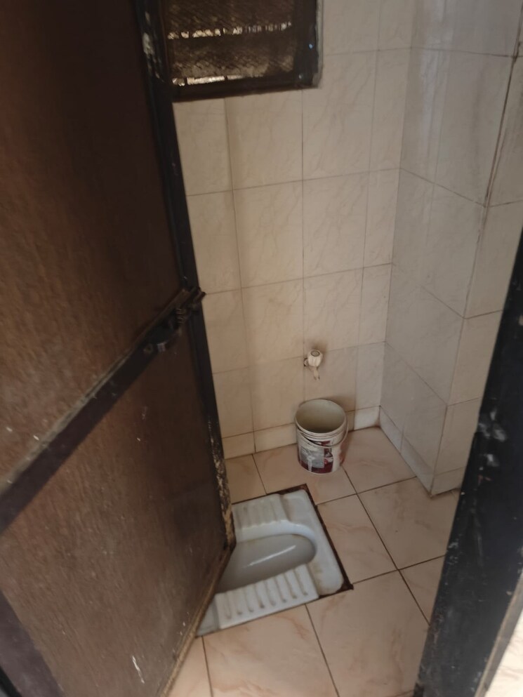 Bathroom, omkar-palace-chs 2 Bedroom 850 Sq.Ft. Apartment In Bhayandar East Thane 8648363