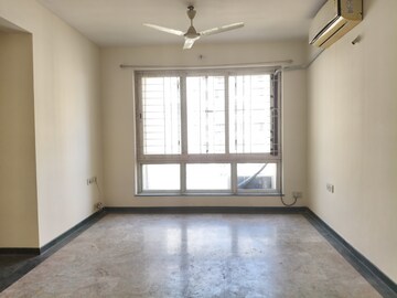 Room in 1 BHK Apartment at Hiranandani Estate Penrose, Ghodbunder Road – for Rent
