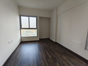 Room in 2 BHK Apartment at Piramal Vaikunth Vijit, Balkum Pada – for Sale