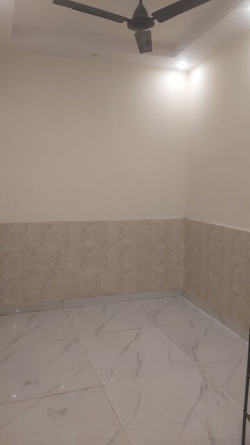 1.5 BHK Builder Floor For Rent in Mayur Vihar Phase 1 Extension