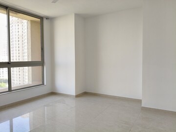 Room in 1 BHK Apartment at Hiranandani Estate Kenora, Ghodbunder Road – for Rent