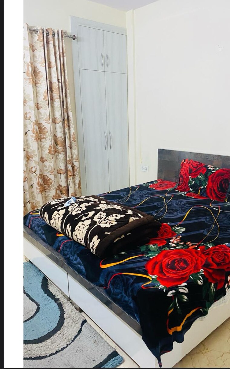 Bedroom, parklands 3 Bedroom 250 Sq.Yd. Builder Floor In Sector 85 Faridabad 8648449