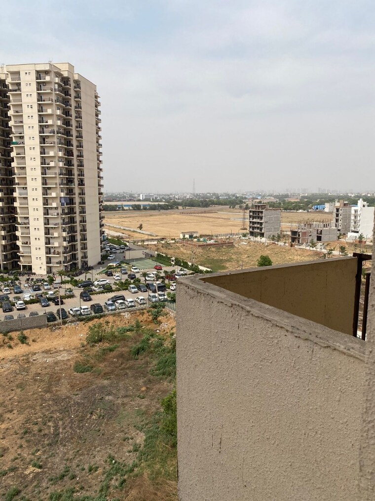 Exterior View, signature-roselia-phase-2 2 Bedroom 570 Sq.Ft. Apartment In Sector 95a Gurgaon 8648487