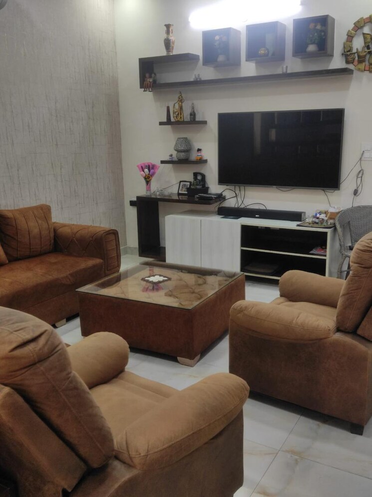 Living Room, sector 85 6+ Bedroom 4000 Sq.Ft. Independent House In Sector 85 Mohali 8648542
