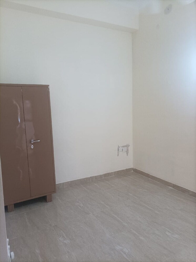 Room, gaur-city-2-14th-avenue 3 Bedroom 719 Sq.Ft. Apartment In Sector 16c Greater Noida Greater Noida 8648571