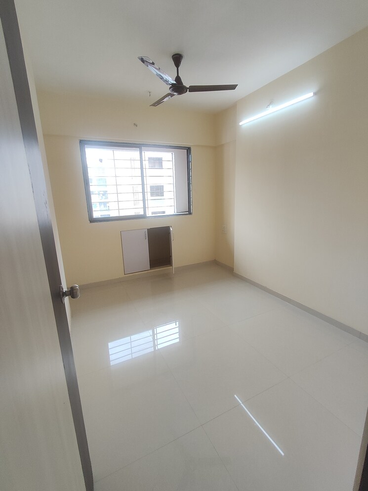 Room, sri-dutt-s-garden-avenue-k 1 Bedroom 610 Sq.Ft. Apartment In Virar West Palghar 8648584