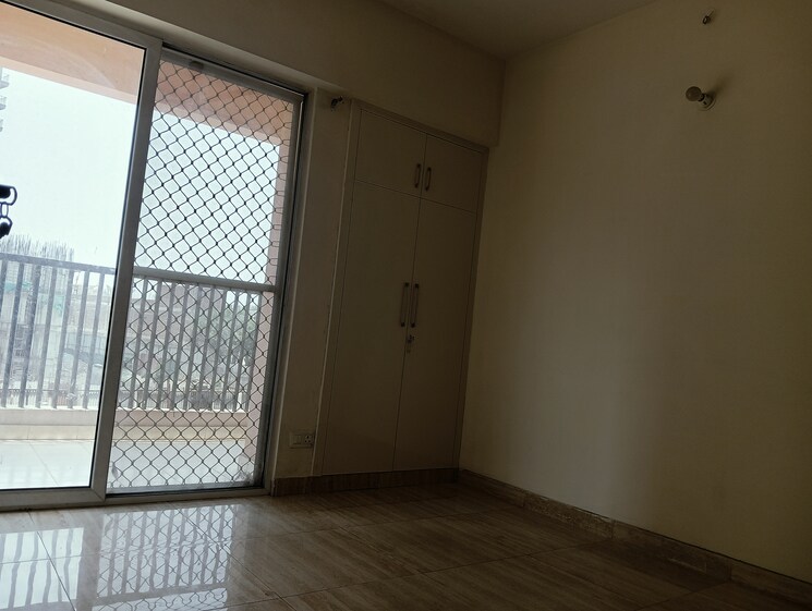 Room, landcraft-golflinks-plaza 3 Bedroom 1380 Sq.Ft. Apartment In Pandav Nagar Ghaziabad 8648608