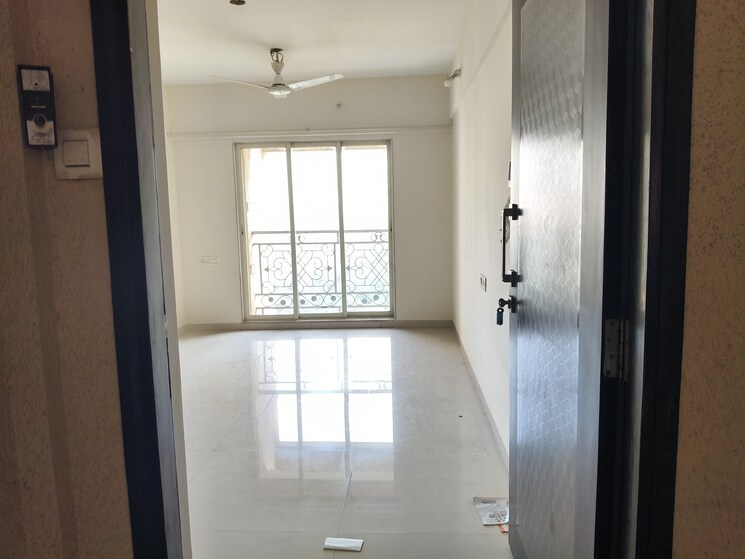 Room, hiranandani-estate-flora 1 Bedroom 550 Sq.Ft. Apartment In Ghodbunder Road Thane 8648579