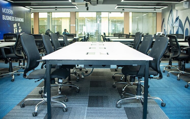 Team Area, vijay nagar Commercial Office Space 2500 Sq.Ft. In Vijay Nagar Indore 8648596