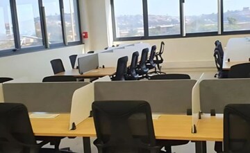  Office Space For Rent in Floral Deck Plaza, Andheri East