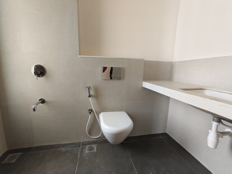 Bathroom, piramal-vaikunth-vairat 2 Bedroom 710 Sq.Ft. Apartment In Balkum Pada Thane 8648805