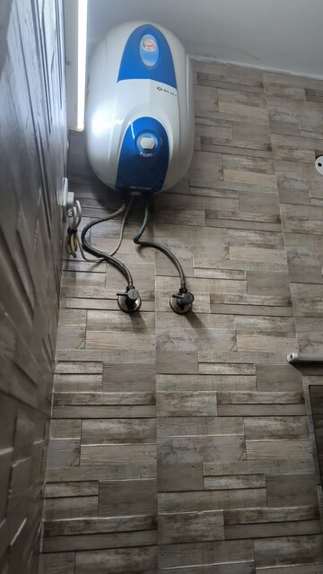 Bathroom in 2 BHK Builder Floor at Palam Vihar Residents Association, Palam Vihar – for Rent