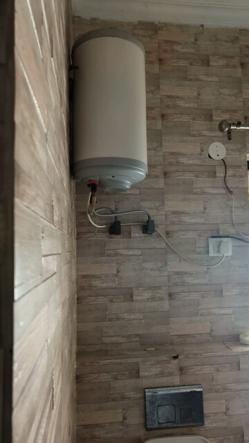 Bathroom in 2 BHK Builder Floor at Palam Vihar Residents Association, Palam Vihar – for Rent