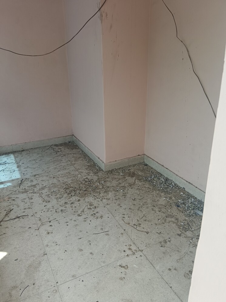 Room, ab-apartments 3 Bedroom 1050 Sq.Ft. Apartment In Dilshad Garden Delhi 8648807