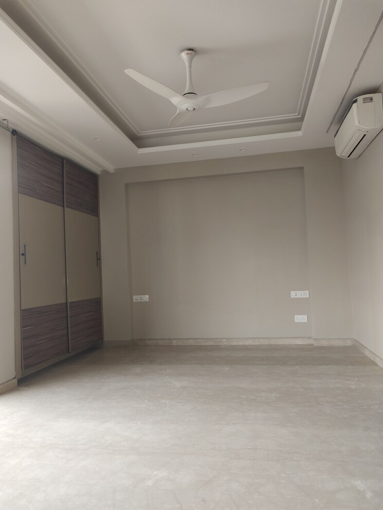 Bathroom, east of kailash 4 Bedroom 2800 Sq.Ft. Builder Floor In East Of Kailash Delhi 8648814