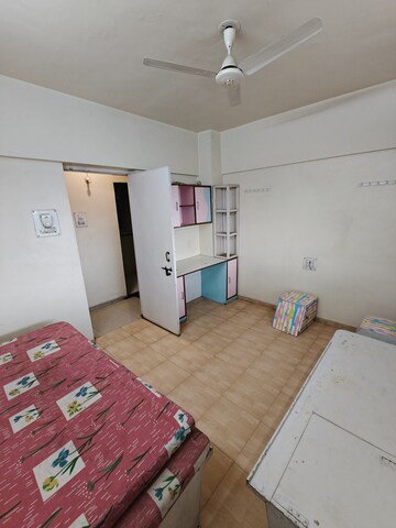Master Bedroom in 2 BHK Apartment at Madhukund Apartment, Bavdhan – for Rent