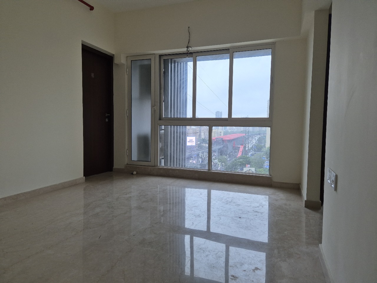 2 BHK Apartment For Sale in Omkar Signet