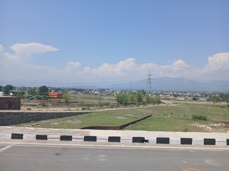 undefined, sherpur  200 Sq.Yd. Plot In Sherpur Dehradun 8648904