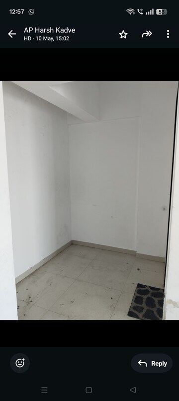 Room in 2 BHK Apartment at Runwal Eirene, Balkum Pada – for Rent