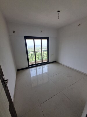 Room in 1 BHK Apartment at Shree Ramdev Ritu Heights, Mira Road – for Sale