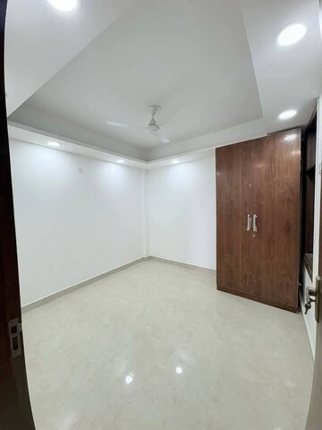 Bedroom in 1 BHK Apartment at Saket – for Rent