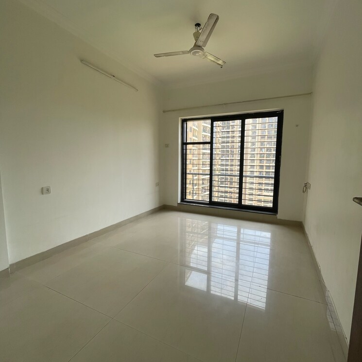 Room, malad east 2 Bedroom 750 Sq.Ft. Apartment In Malad East Mumbai 8648978