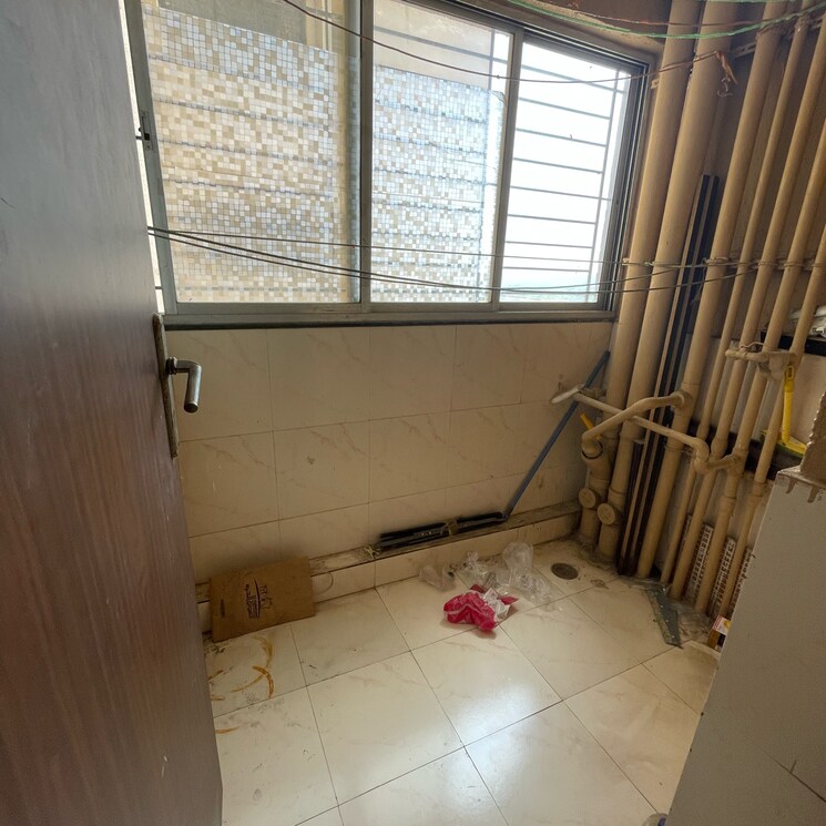 Bathroom, malad east 2 Bedroom 750 Sq.Ft. Apartment In Malad East Mumbai 8648978