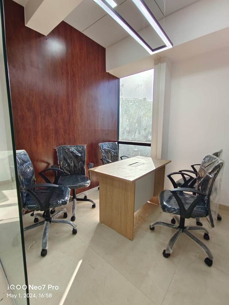 Team Area, shivam-it-park Commercial Office Space 500 Sq.Ft. In Wagle Industrial Estate Thane 8648995