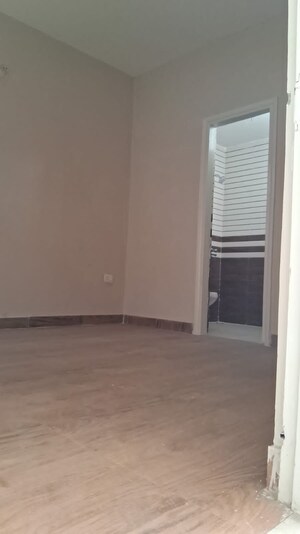 Room in 3 BHK Builder Floor at TDI The Grand Retreat, Sector 88 – for Sale