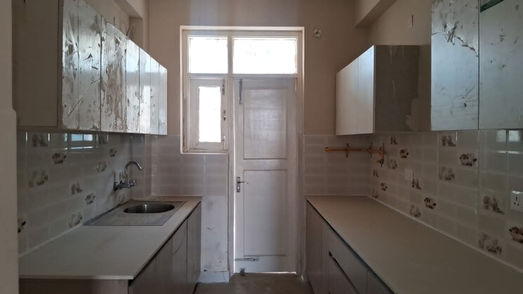 Kitchen, tdi-the-grand-retreat 3 Bedroom 2250 Sq.Ft. Builder Floor In Sector 88 Faridabad 8649037