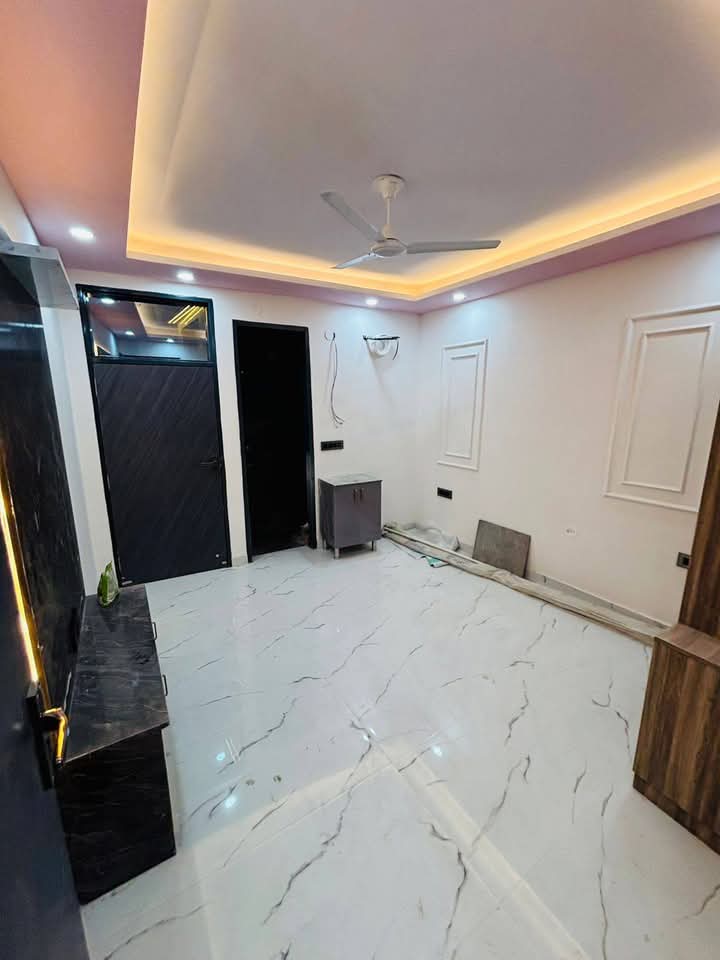 2 BHK + Pooja Room Apartment For Rent in Saket 