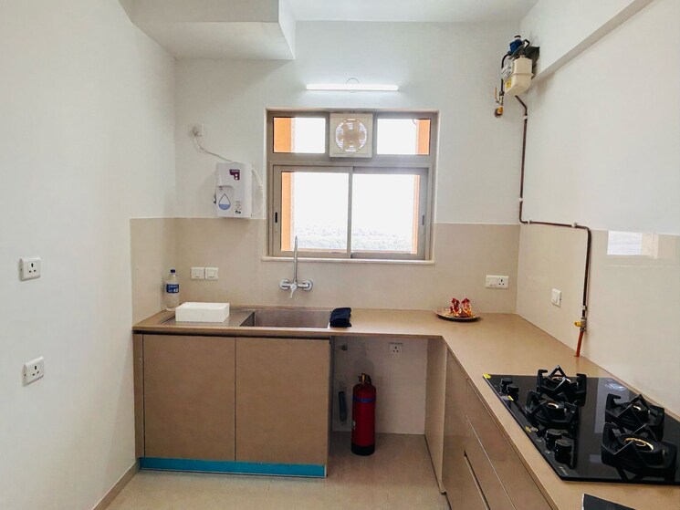 Kitchen, hiranandani-delanna 2 Bedroom 698 Sq.Ft. Apartment In Ghodbunder Road Thane 8649028