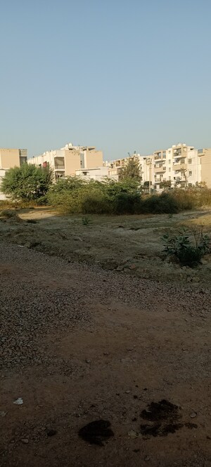  Showroom For Sale in Sector 89