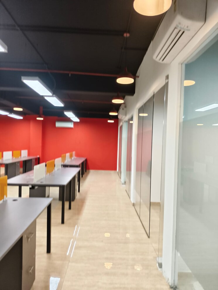 undefined, sector 16 Commercial Office Space 1000 Sq.Ft. In Sector 16 Noida 8649051