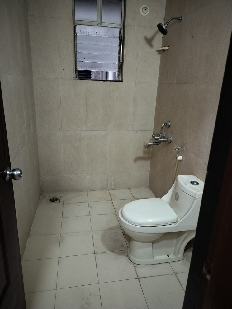 Bathroom, sukhwani-elmwoods 3 Bedroom 1475 Sq.Ft. Apartment In Pimple Saudagar Pune 8649104