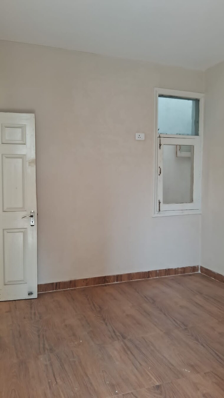 Room, tdi-the-grand-retreat 3 Bedroom 2250 Sq.Ft. Builder Floor In Sector 88 Faridabad 8649117