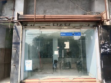  Shop For Rent in Mahanagar