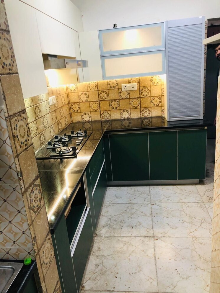 Kitchen, ardee-city 3.5 Bedroom 1550 Sq.Ft. Builder Floor In Sector 52 Gurgaon 8649165