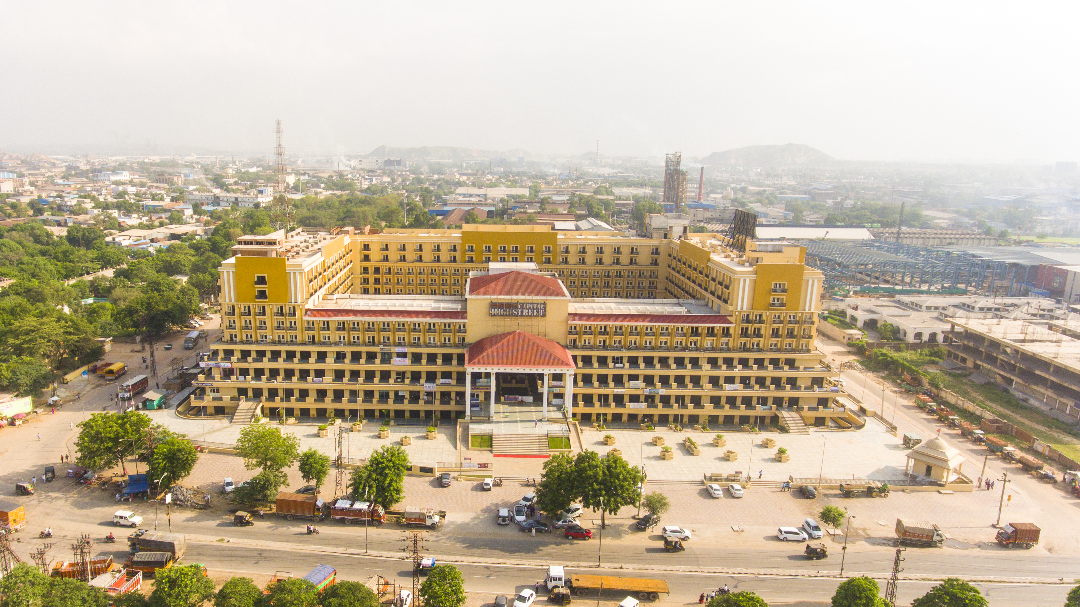 Retail Shop For Rent in Capital Highstreet Mall