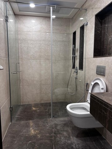 Bathroom in 3 BHK Apartment at Lokhandwala Minerva Mahalaxmi, Mahalaxmi – for Rent