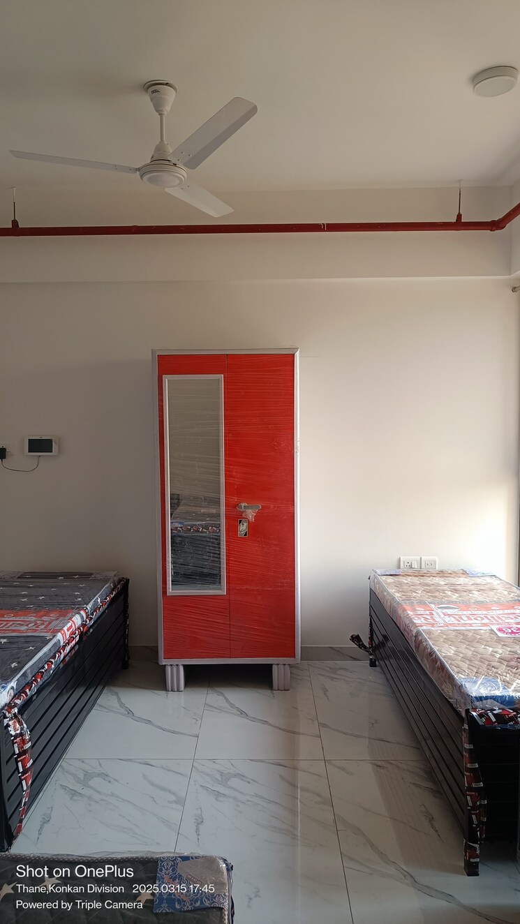 Room, thane west Pg For Boys In Thane West 8649262
