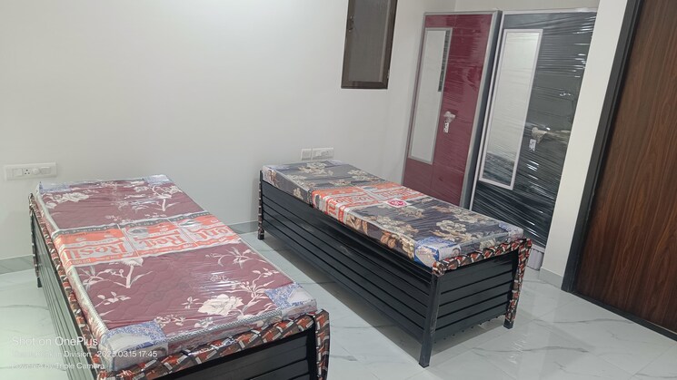 Room, thane west Pg For Boys In Thane West 8649262