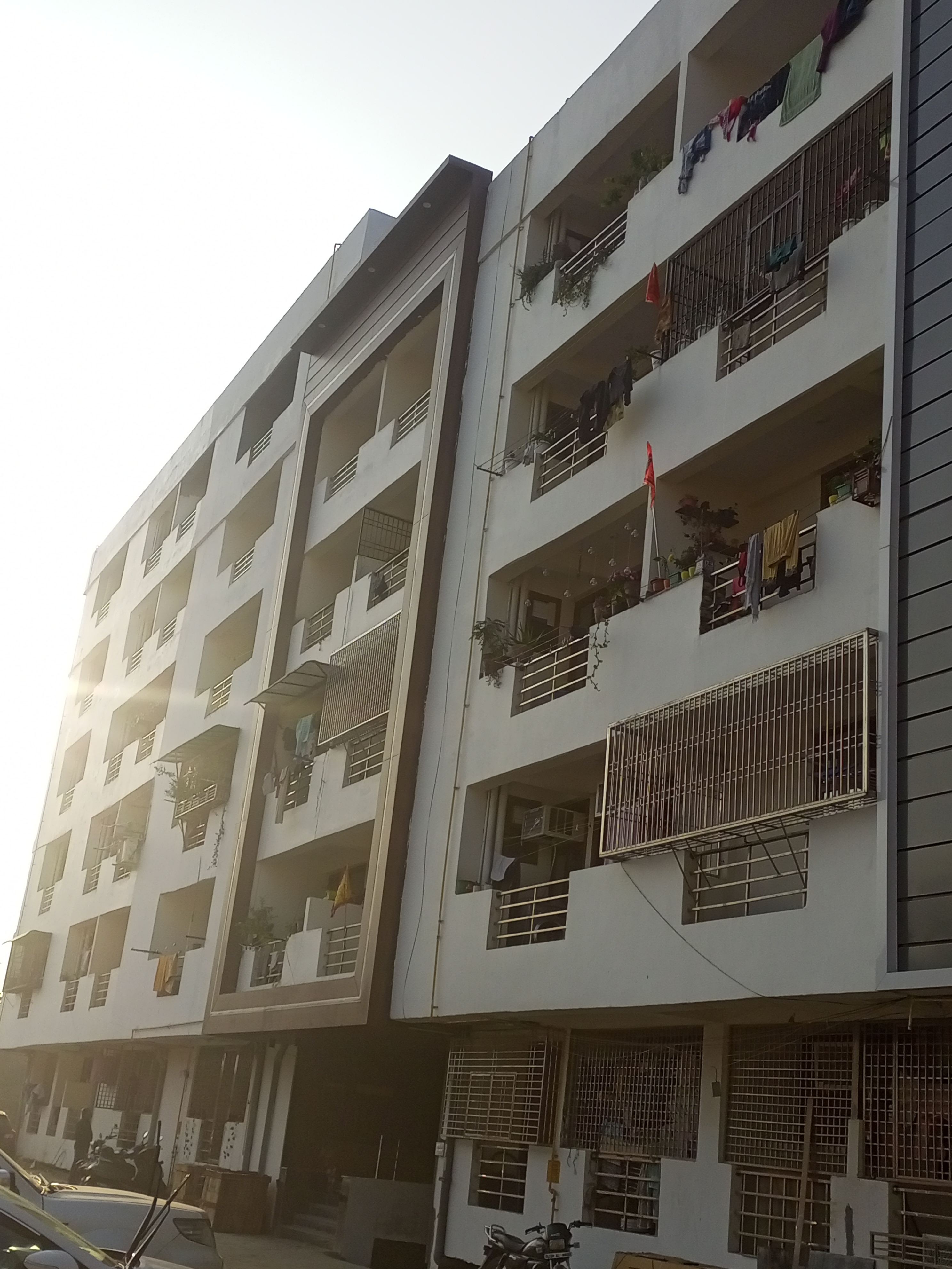 2 BHK Builder Floor For Sale in Amod Apartment 