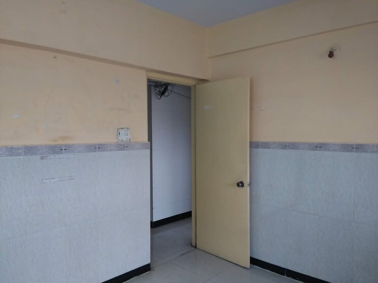 Room, vashi sector 30a 2 Bedroom 600 Sq.Ft. Apartment In Vashi Sector 30a Navi Mumbai 8649164