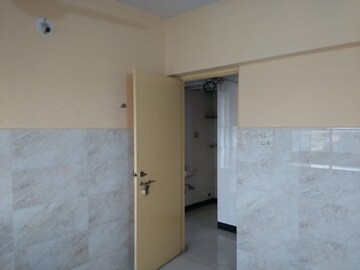Room in 2 BHK Apartment at Vashi Sector 30a – for Rent